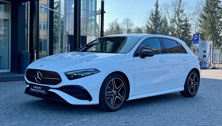 Mercedes-Benz Klasa A cena 185900 przebieg: 5000, rok produkcji 2023 z Warszawa małe 172